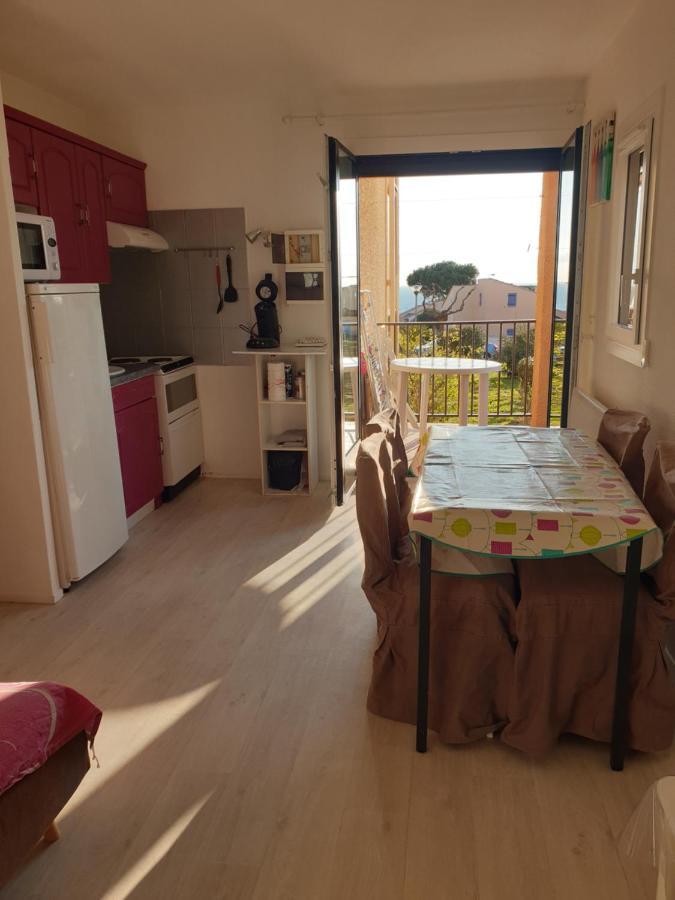 T2 Vue Mer Avec Parking Prive Saint-Pierre-la-Mer  Экстерьер фото